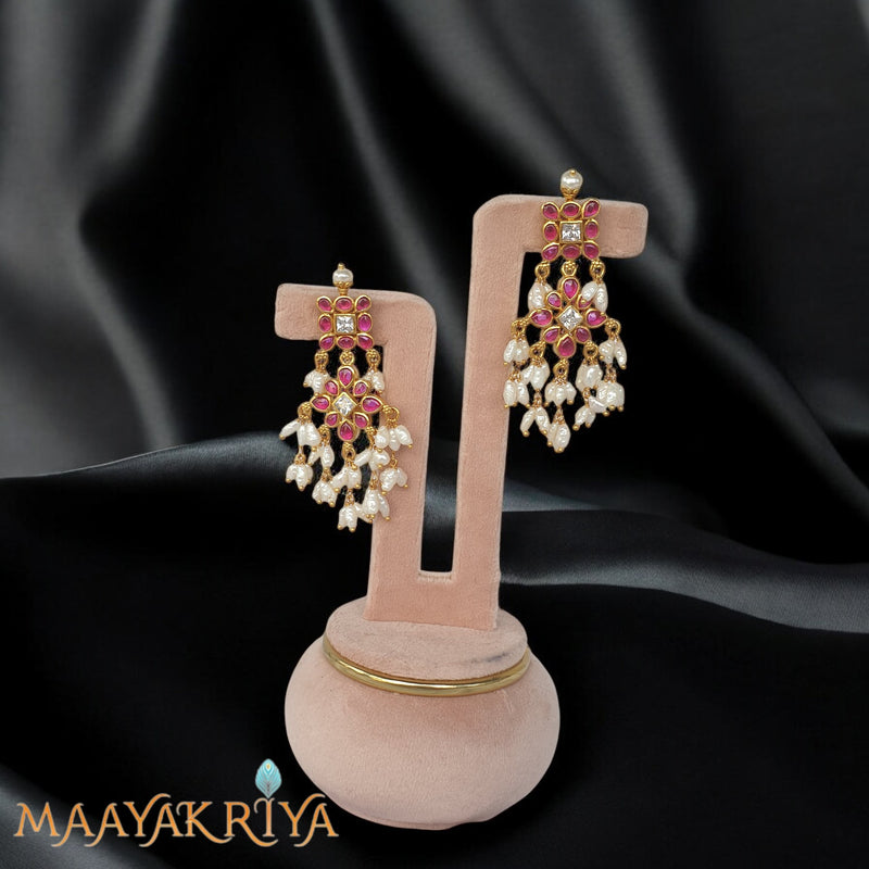 Pavitrakusuma Guttapusalu Necklace Set