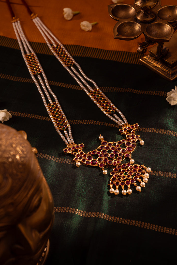 Makari 3 line mogapu pearl mala