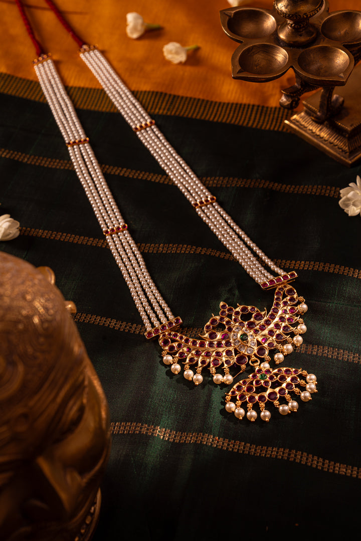 Makari Gandeberunda 4 line Pearl Mala