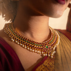 Moggu Necklace
