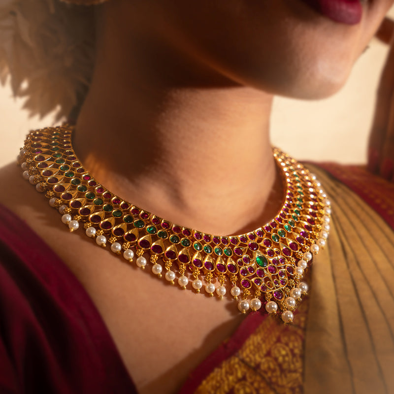 Moggu Necklace