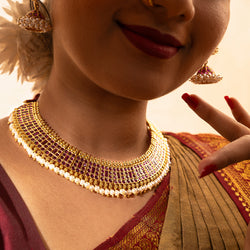 Red Puthali Necklace