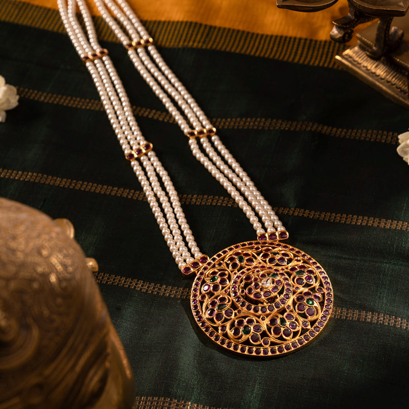Rakudi Pendent 3 line Pearl Mala