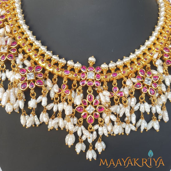 Amulyahaar Guttapusalu Necklace Set